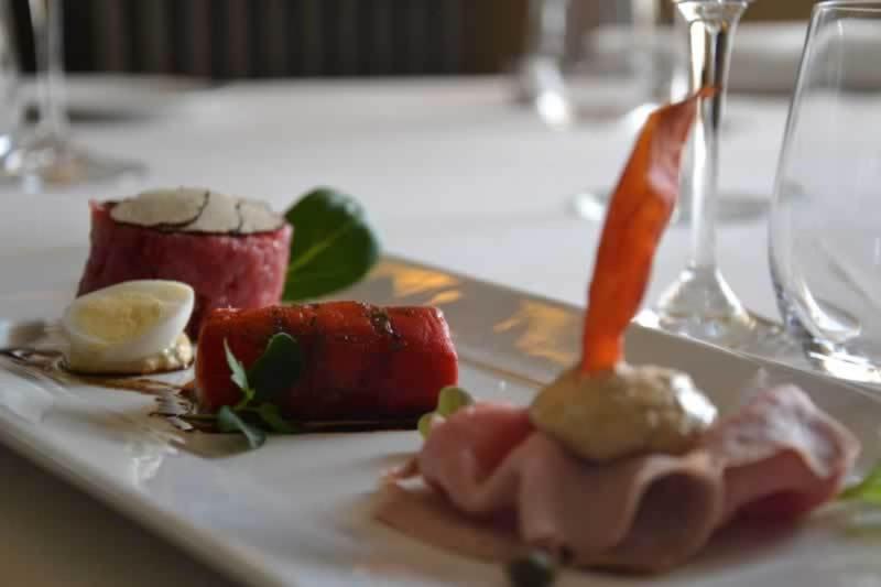 Trattoria Del Bivio Guest House Cerretto Langhe Eksteriør bilde