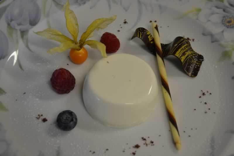 Trattoria Del Bivio Guest House Cerretto Langhe Eksteriør bilde